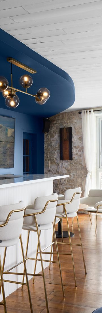 TIPHAINE-MODIN-RENOVATION-DECORATION-RESTAURANT-HAUT-DE-GAMME-LA-BALEINE-BLEUE-1
